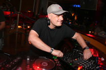 Dave Pearce Official Press Photo 10